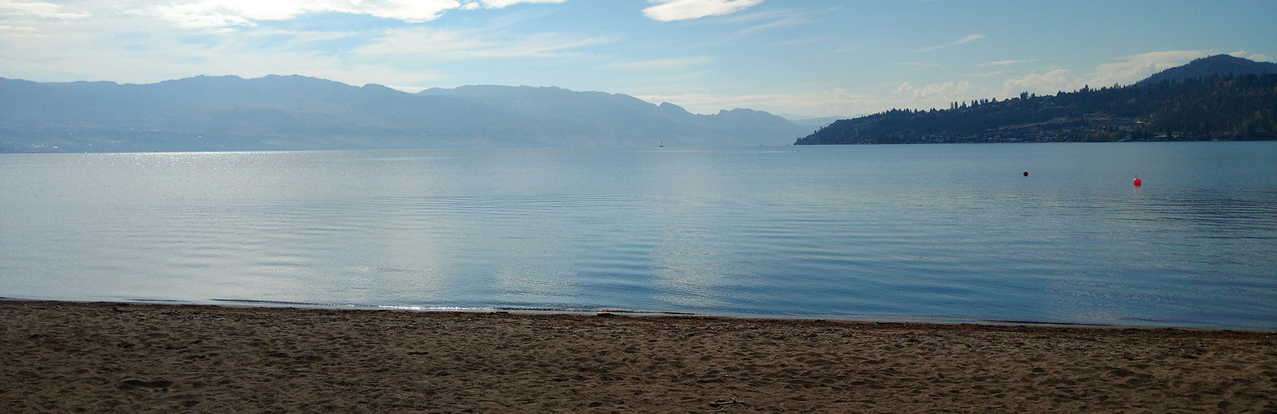 EasyGo Holidays offers a fabulous alternative to hotel living when you are visiting the Okanagan Valley.